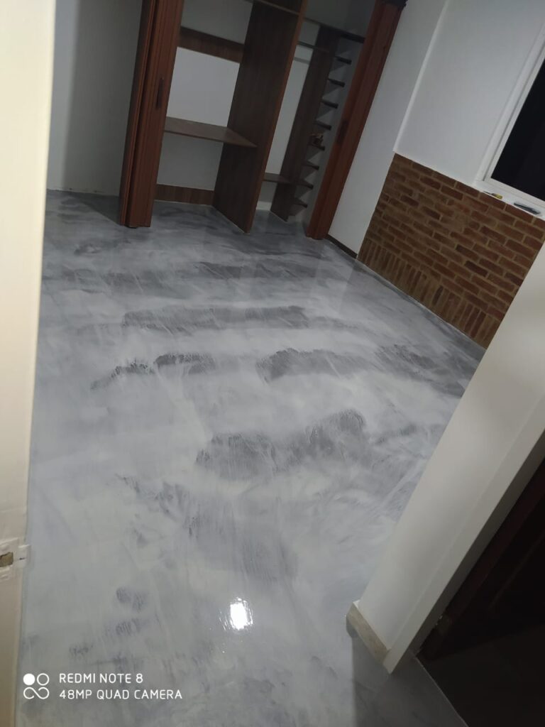 suelos de porcelanato líquido en Galicia